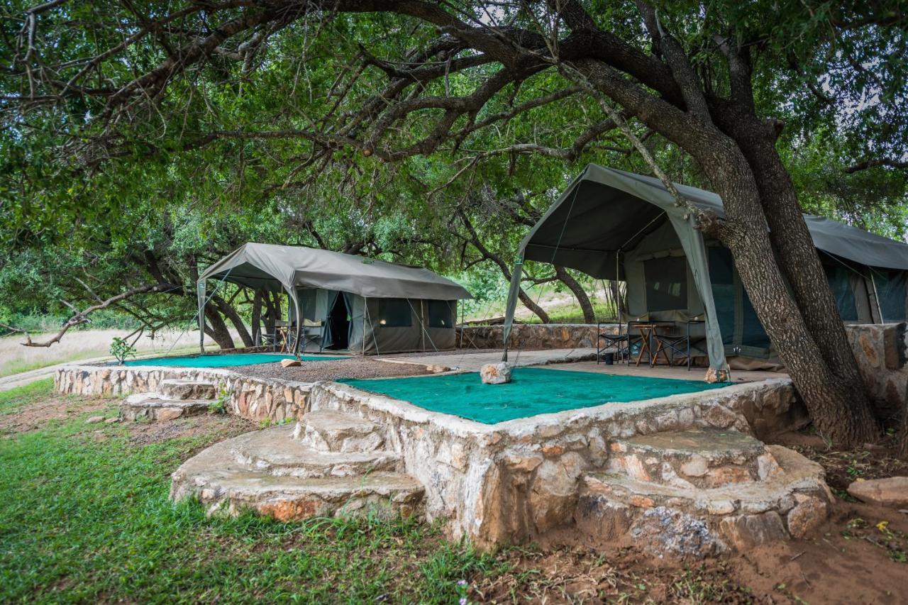 Maninghi Lodge Balule Game Reserve Exterior photo